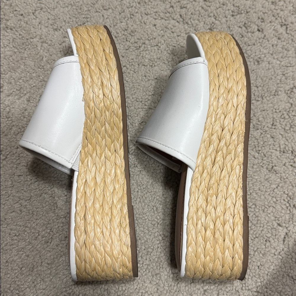 Time and Tru Women's Raffia Platform Slide Sandals-Size 7.5-White - Picture 3 of 4